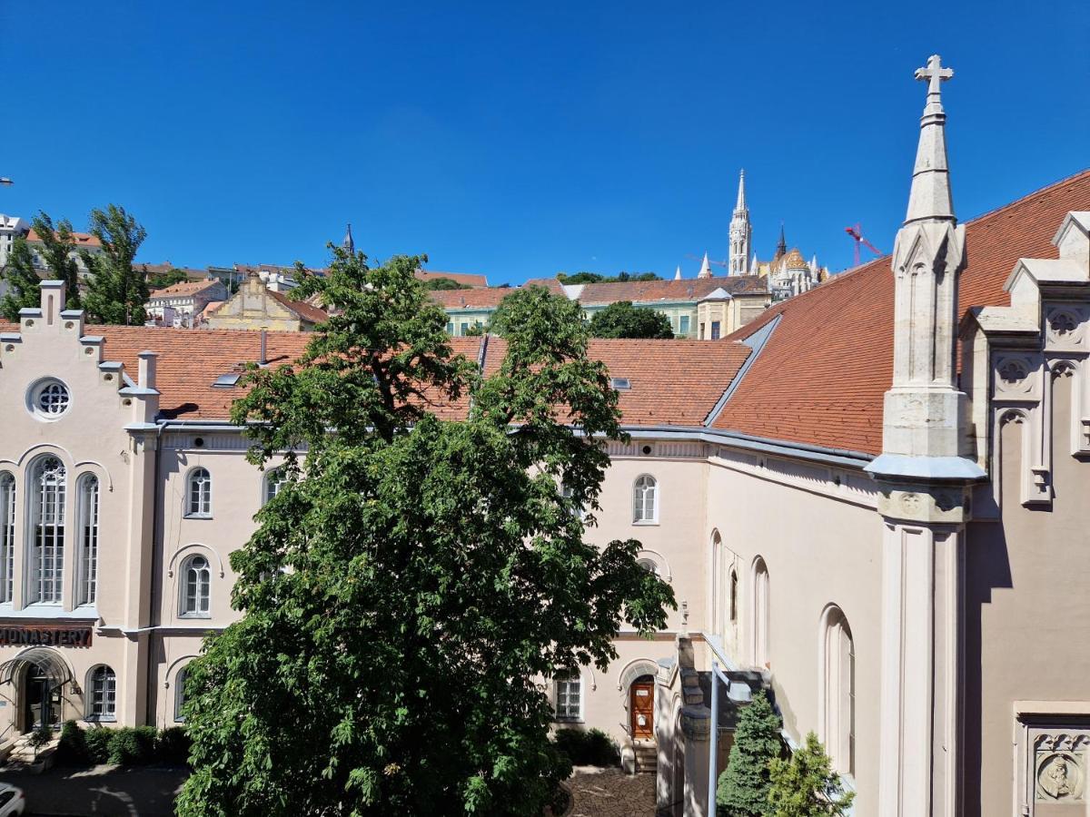 Halasz 2-bedroom Near Castle, Free Public Parking Nearby Lejlighed